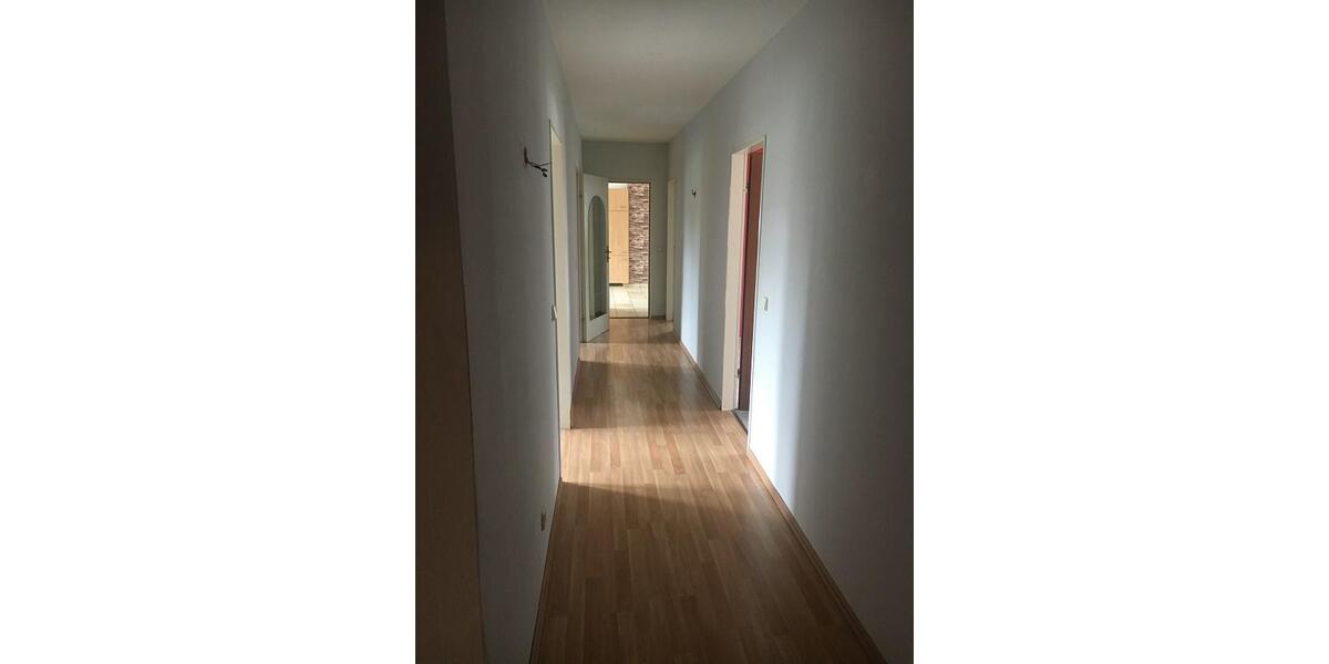 Etagenwohnung Roßleben-Wiehe Wiehe - 4 Zimmer, 99 m&sup2;, 500&euro; | Angebot:22625722