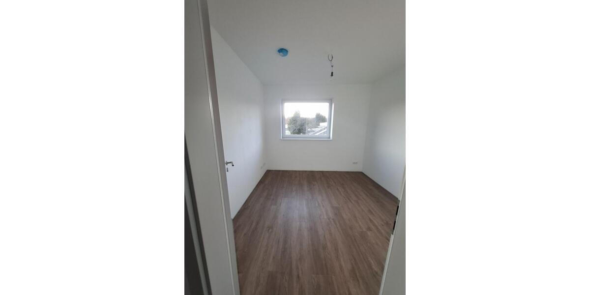 Erdgeschoßwohnung Faßberg - 4 Zimmer, 101 m&sup2;, 1.200&euro; | Angebot:24794890