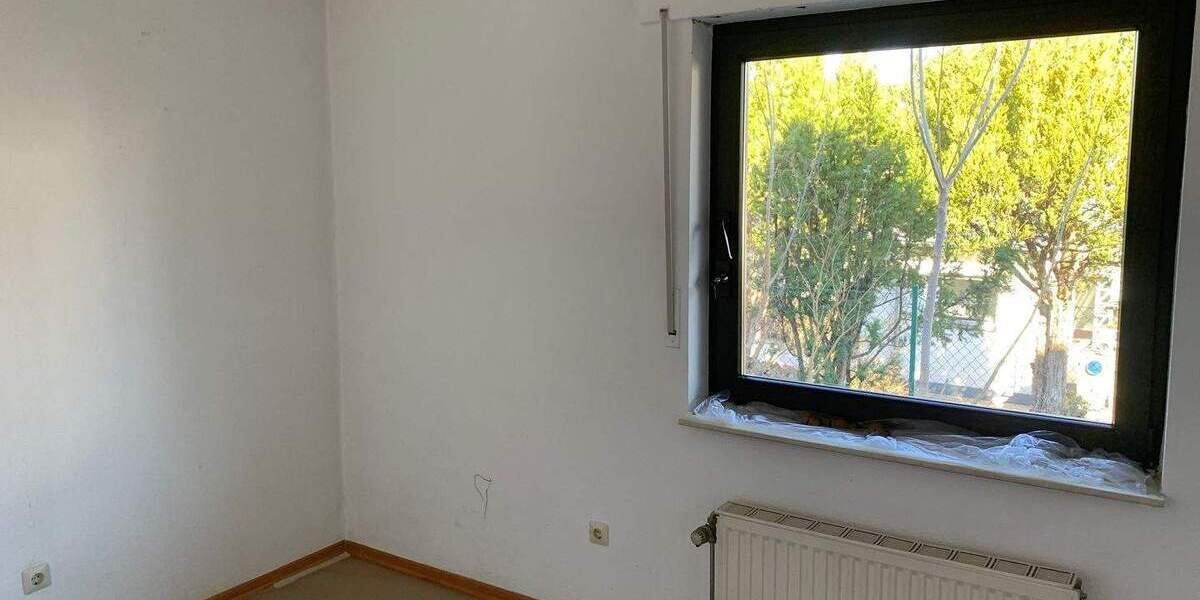 Einfamilienhaus Berlin Spandau - 5 Zimmer, 170 m&sup2;, 2.040&euro; | Angebot:25879054