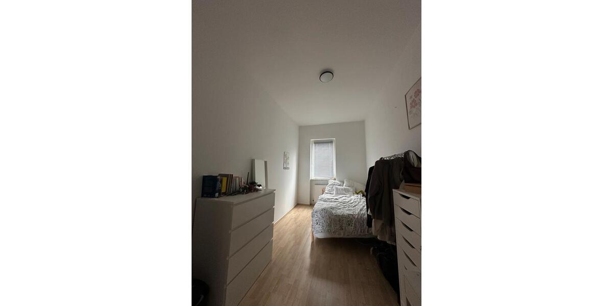 Etagenwohnung Karlsruhe Südstadt - 3 Zimmer, 80 m&sup2;, 1.210&euro; | Angebot:26634930