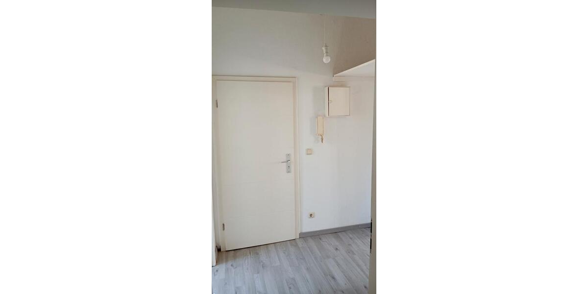 Erdgeschoßwohnung Schwerin Neumühle - 1.5 Zimmer, 45 m&sup2;, 370&euro; | Angebot:26297286