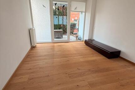 Haus Straubing - 2 Zimmer, 71 m&sup2;, 920&euro; | Angebot:24215889