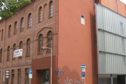 Wohnung Schwerin Altstadt - 2.5 Zimmer, 91 m&sup2;, 700&euro; | Angebot:26979771