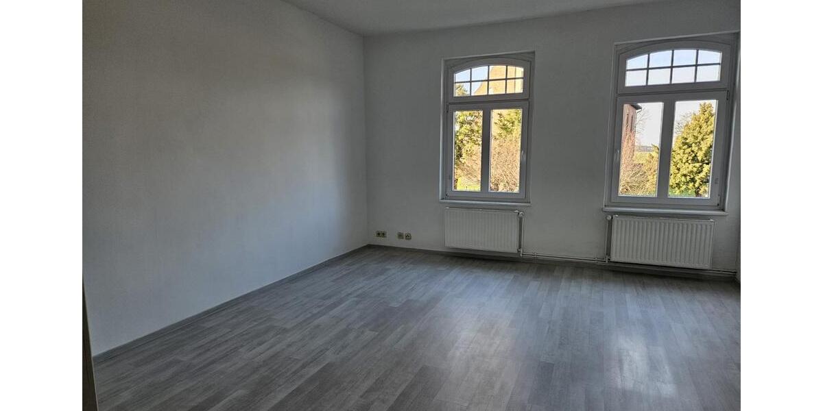 Etagenwohnung Diesdorf - 3.5 Zimmer, 97 m&sup2;, 420&euro; | Angebot:25843384