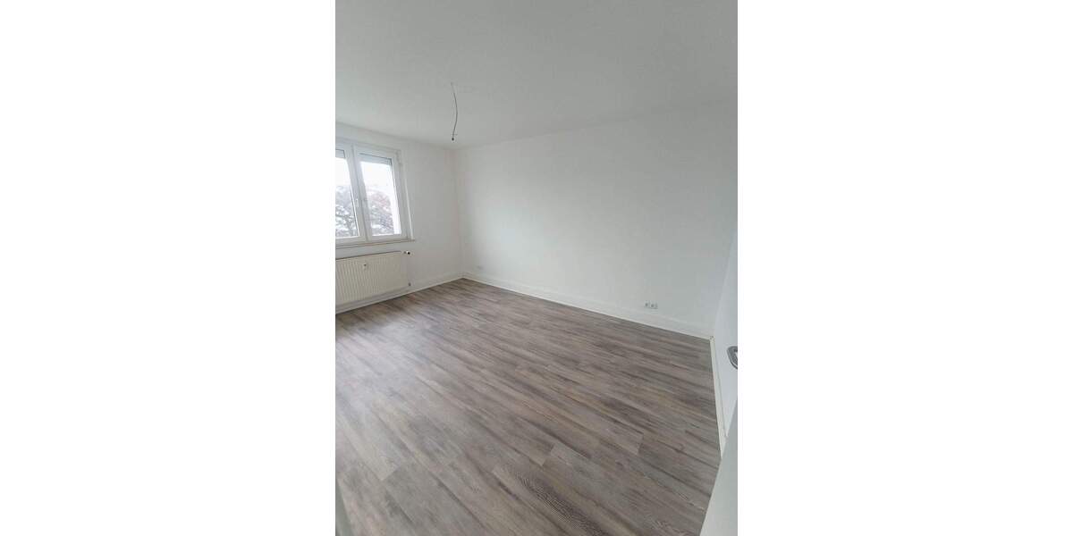 Etagenwohnung Bitterfeld-Wolfen Wolfen - 4 Zimmer, 70 m&sup2;, 476&euro; | Angebot:25728139