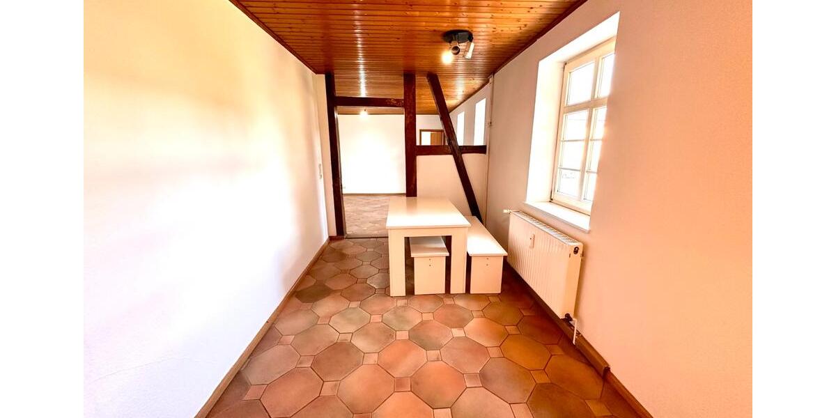 Etagenwohnung Felsberg - 3 Zimmer, 53 m&sup2;, 465&euro; | Angebot:26605097