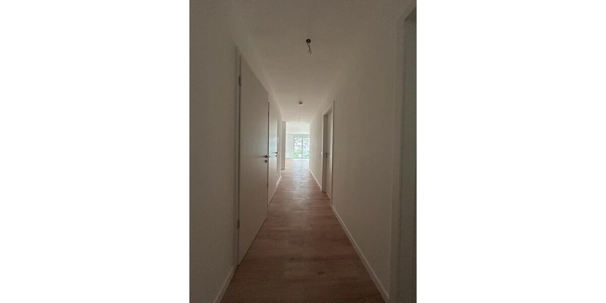 Urbane Neubauwohnung in den Blauhöfen: 3,5 Zimmer und Loggia mit Abendsonne 3 zimmer