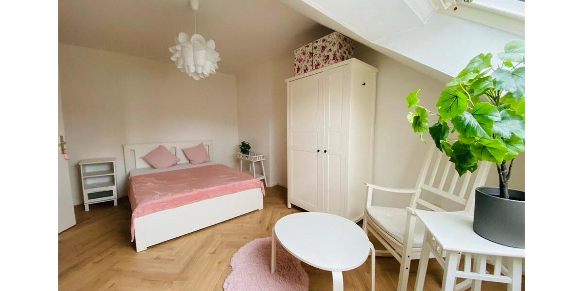 Wohnen auf Zeit Hof Altstadt - 4 Zimmer, 25 m&sup2;, 420&euro; | Angebot:25148643