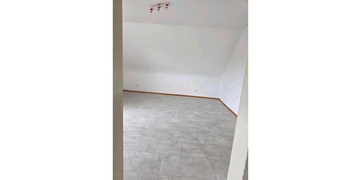 Einfamilienhaus Rammelsbach - 7 Zimmer, 150 m&sup2;, 950&euro; | Angebot:26687007