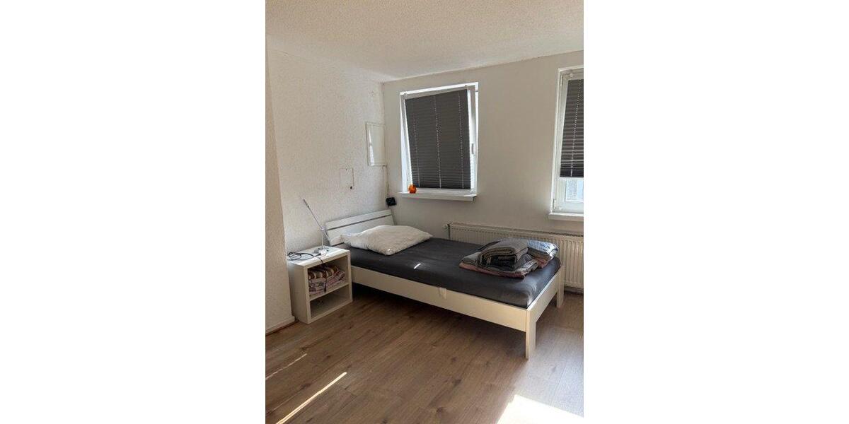 Etagenwohnung Hagen - 2 Zimmer, 55 m&sup2;, 350&euro; | Angebot:26447345