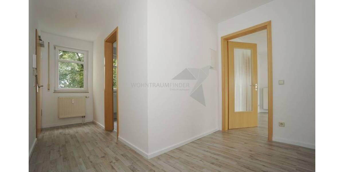 Etagenwohnung Zwickau Innenstadt - 2 Zimmer, 62 m&sup2;, 372&euro; | Angebot:26751362