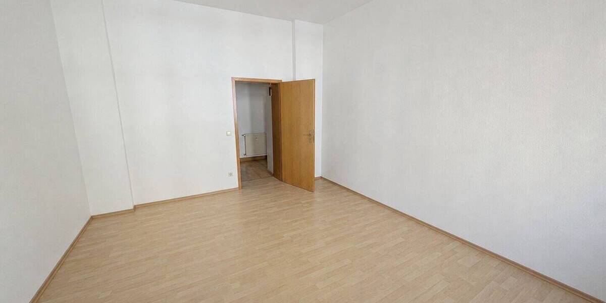 Etagenwohnung Chemnitz Kaßberg - 2 Zimmer, 70 m&sup2;, 350&euro; | Angebot:26758904
