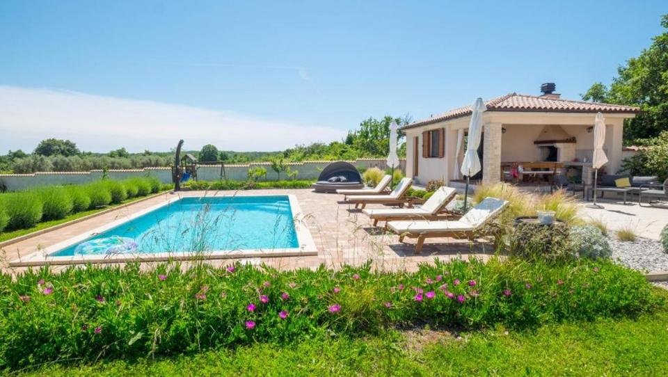 Villa München Altstadt-Lehel - 3 Zimmer, 110 m&sup2;, 1.190&euro; | Angebot:25922541