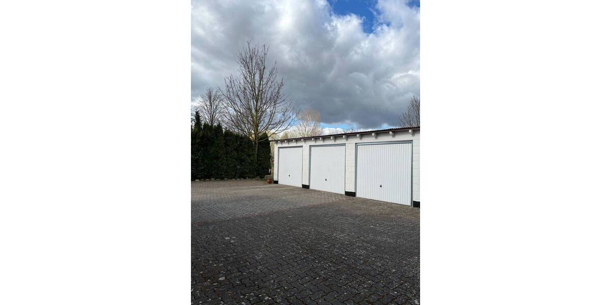 Etagenwohnung Eime - 3 Zimmer, 116 m&sup2;, 815&euro; | Angebot:26080257