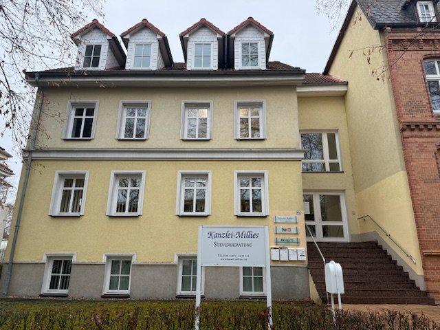 Dachgeschoßwohnung Parchim - 3 Zimmer, 80 m&sup2;, 520&euro; | Angebot:26461663