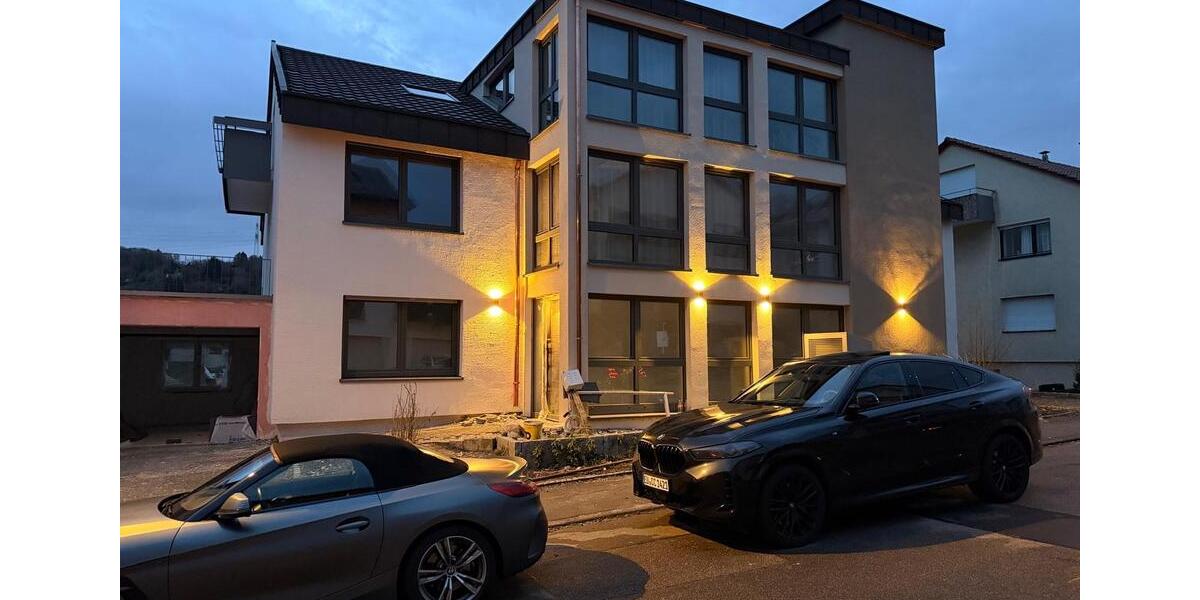 Dachgeschoßwohnung Weinstadt - 2.5 Zimmer, 60 m&sup2;, 1.190&euro; | Angebot:25812886