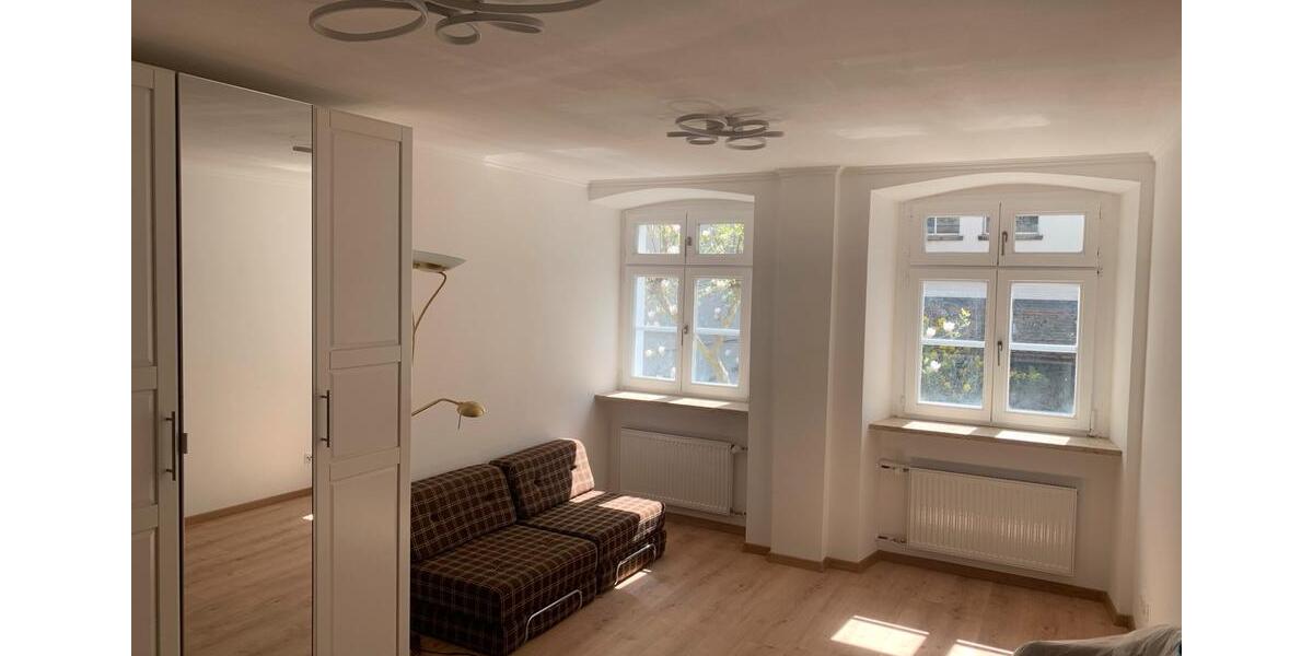 Hochparterre Regensburg Kumpfmühl - 1 Zimmer, 25 m&sup2;, 1.125&euro; | Angebot:26133083
