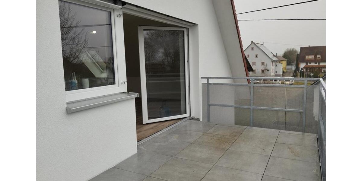 Dachgeschoßwohnung Bad Buchau - 3.5 Zimmer, 93 m&sup2;, 1.215&euro; | Angebot:24864804