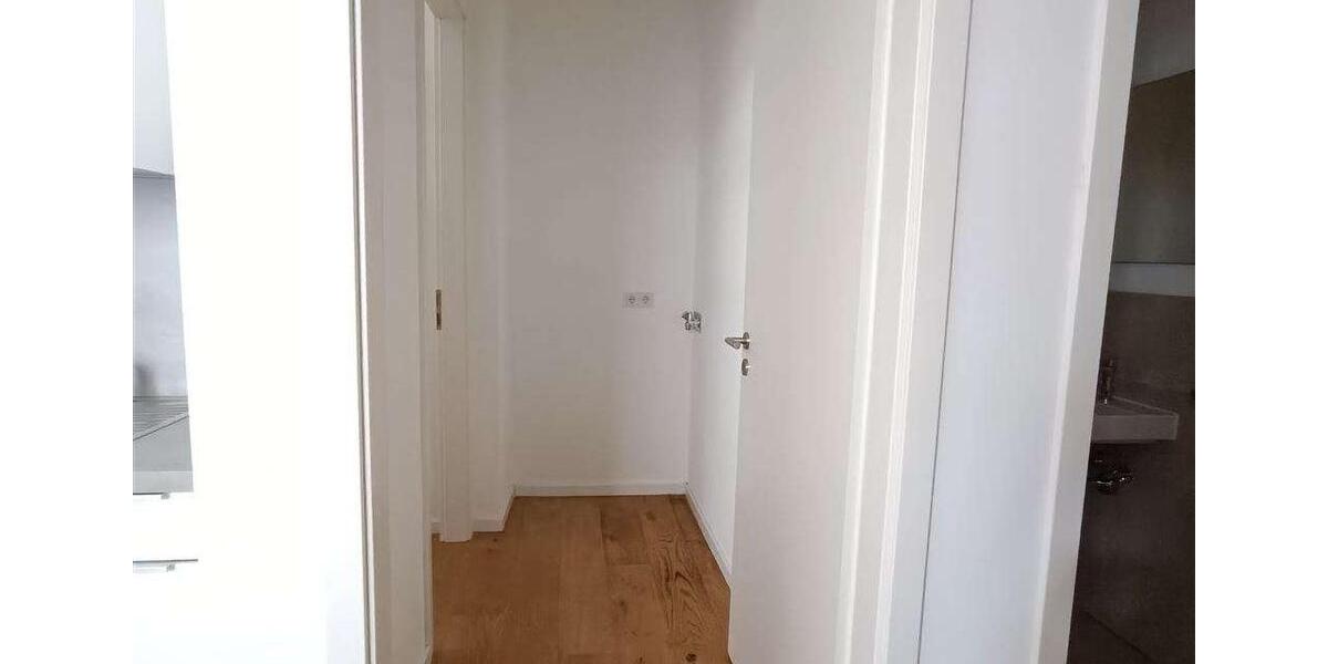 Erdgeschoßwohnung München Ludwigsvorstadt-Isarvorstadt - 3 Zimmer, 98 m&sup2;, 2.150&euro; | Angebot:24234841