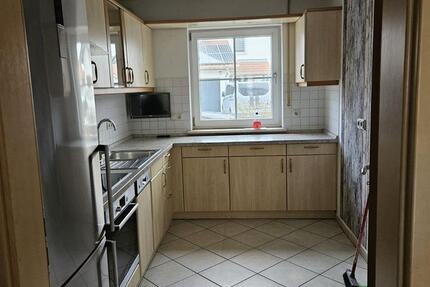 Reiheneckhaus in ruhiger Wohnsiedlung mit Garten und Garage 5 zimmer