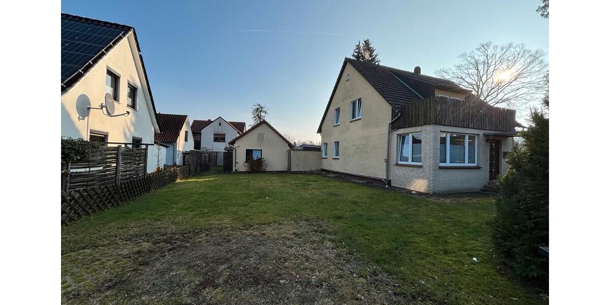 Großzügiges Einfamilienhaus mit Balkon in Poggenhagen 6 zimmer