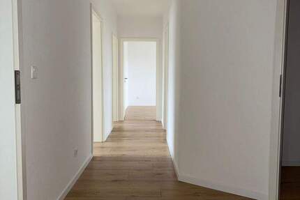 Wohnung Bremen Westend - 4 Zimmer, 92 m&sup2;, 1.000&euro; | Angebot:25152622