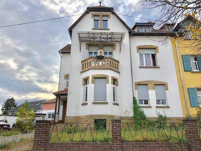 Schöne 3 ZKB Obergeschosswohnung mit KFZ-Stellplatz in Meisenheim zu vermieten 3 zimmer