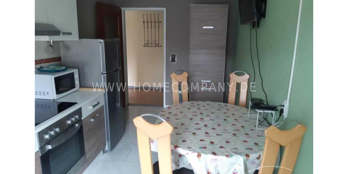 1 möbliertes Zimmer in einer 3er Wohnetage. 1 zimmer