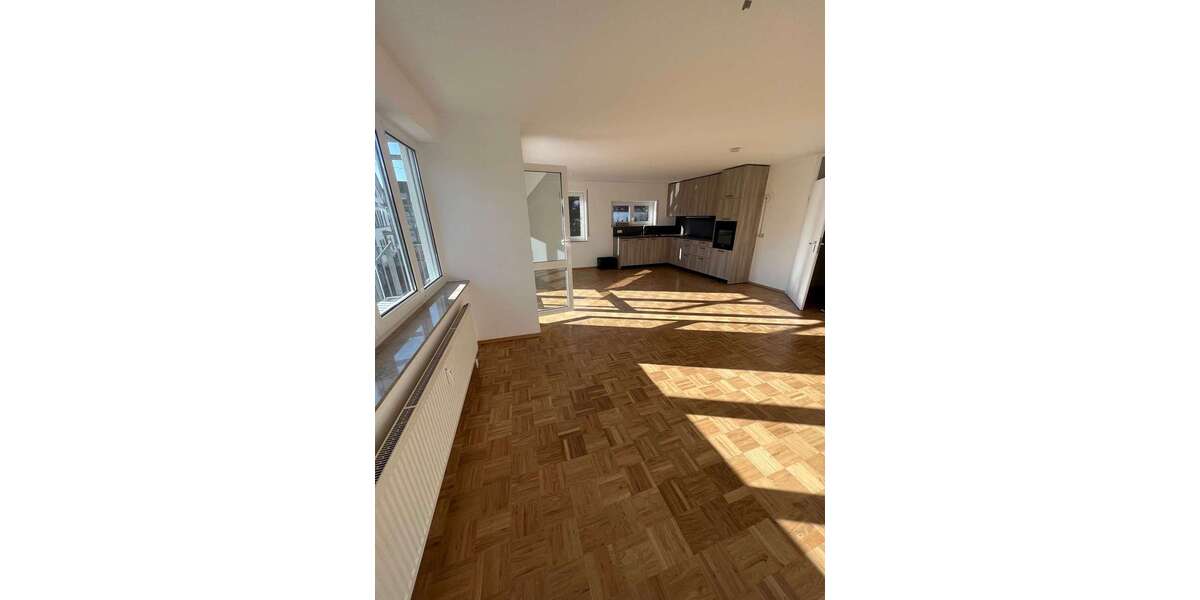 Etagenwohnung Kirchheim - 4 Zimmer, 103 m&sup2;, 1.450&euro; | Angebot:25424066