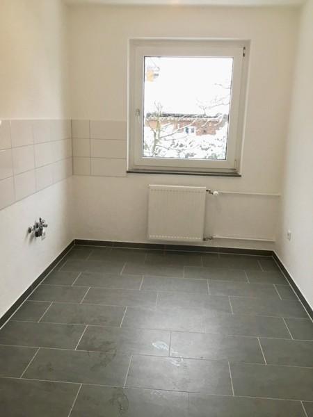 Großzügige 1-Zimmer-Wohnung mit Tagslichtbad und Balkon zimmer