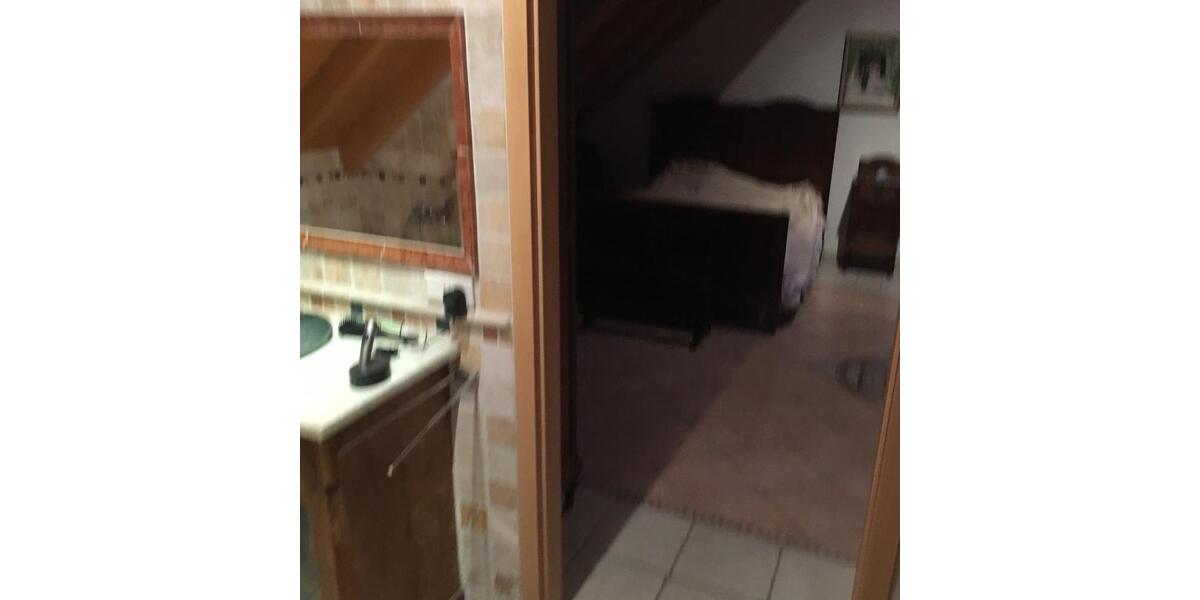 Doppelhaushälfte Remscheid Reinshagen - 6 Zimmer, 235 m&sup2;, 1.400&euro; | Angebot:25103837