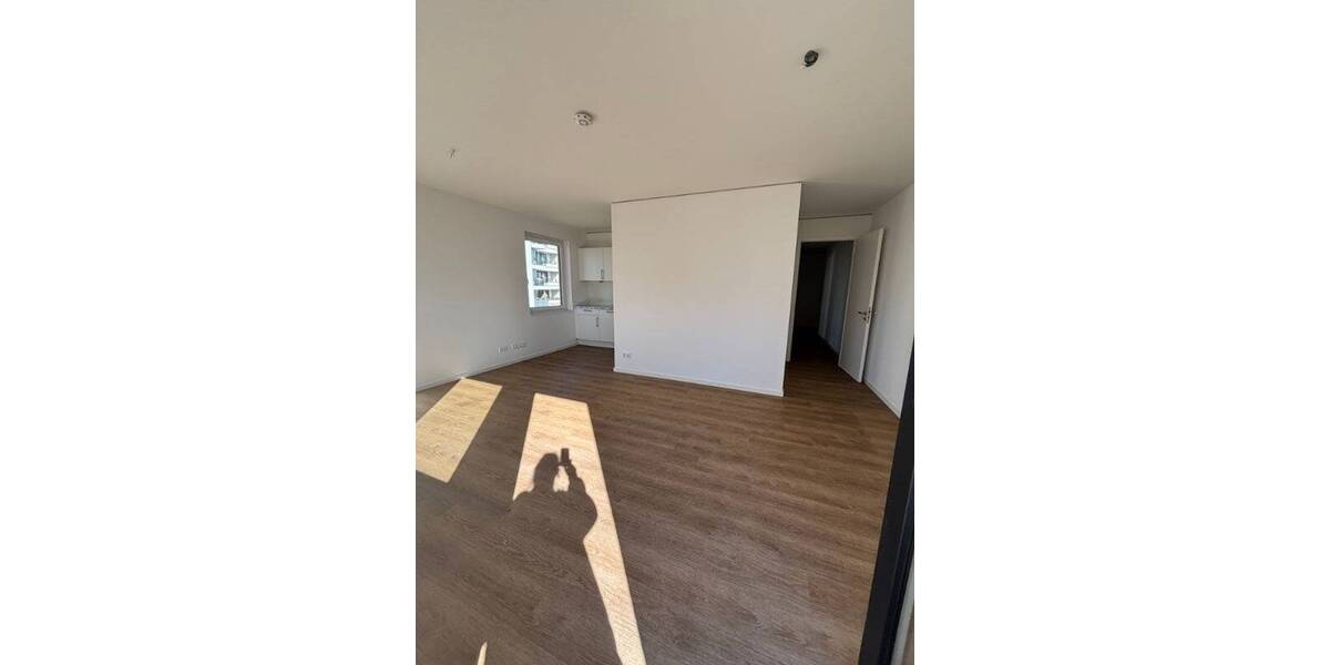 Etagenwohnung Schönefeld - 2 Zimmer, 68 m&sup2;, 1.020&euro; | Angebot:26273409