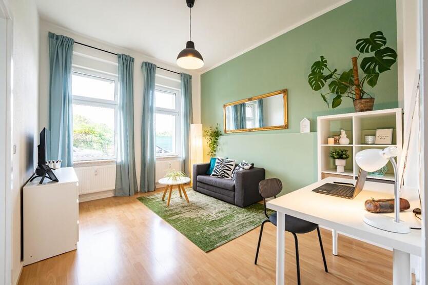Helle ZweiZimmer-Wohnung in schöner Straße in Magdeburg