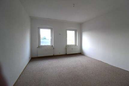 Wohnung Burgstädt - 2 Zimmer, 69 m&sup2;, 290&euro; | Angebot:18500228