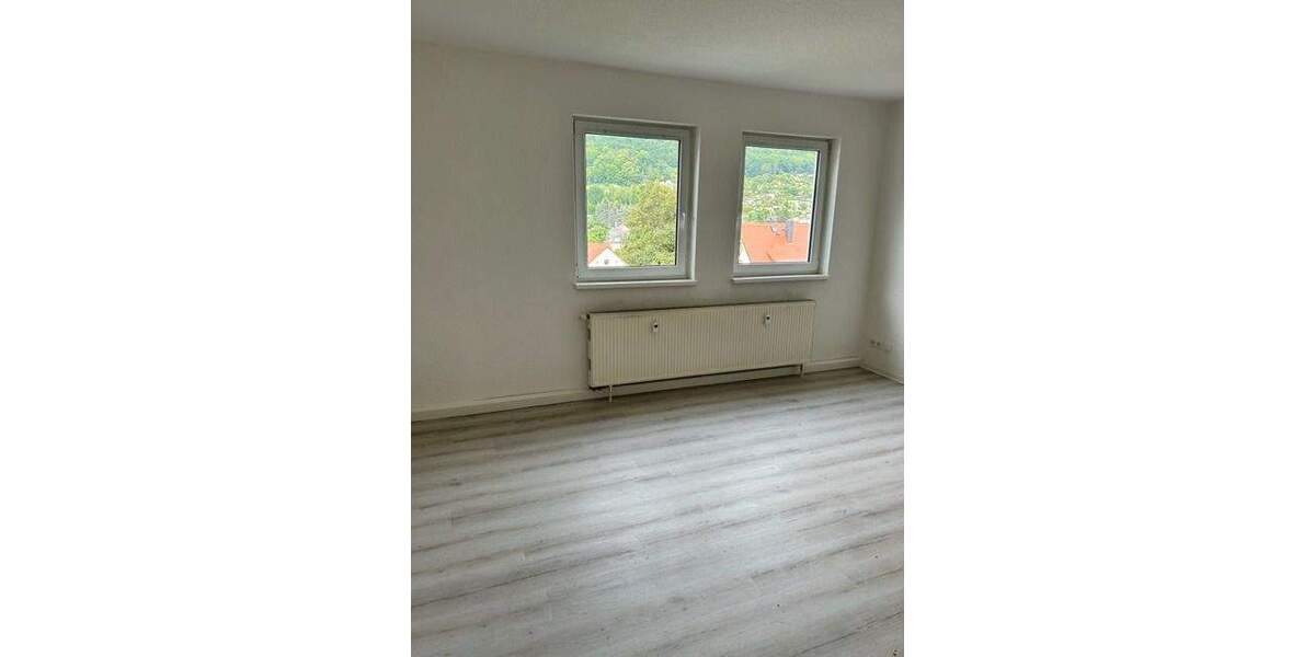 Etagenwohnung Freital - 3 Zimmer, 71 m&sup2;, 540&euro; | Angebot:25776482