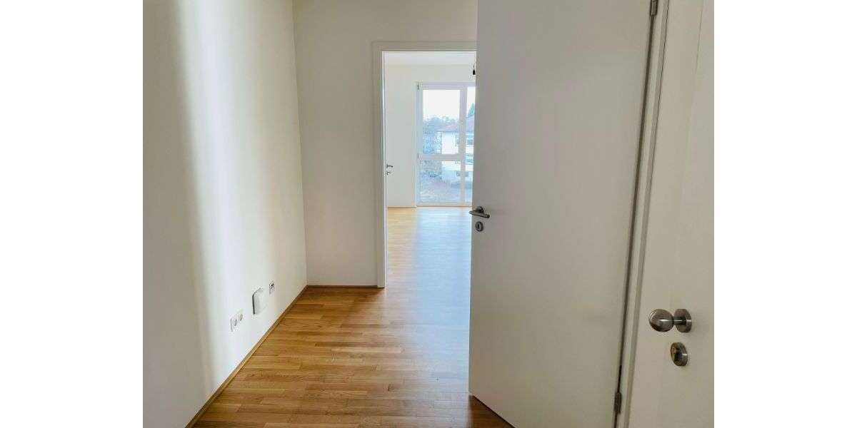 Etagenwohnung Hanau Innenstadt - 2 Zimmer, 72 m&sup2;, 875&euro; | Angebot:26737596
