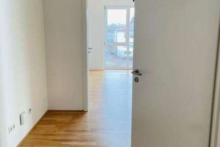 Wohnung Hanau Innenstadt - 2 Zimmer, 72 m&sup2;, 875&euro; | Angebot:26737596