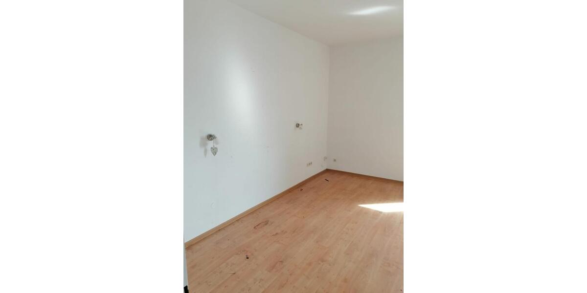Etagenwohnung Efringen-Kirchen Kirchen - 4 Zimmer, 123 m&sup2;, 1.230&euro; | Angebot:25539454