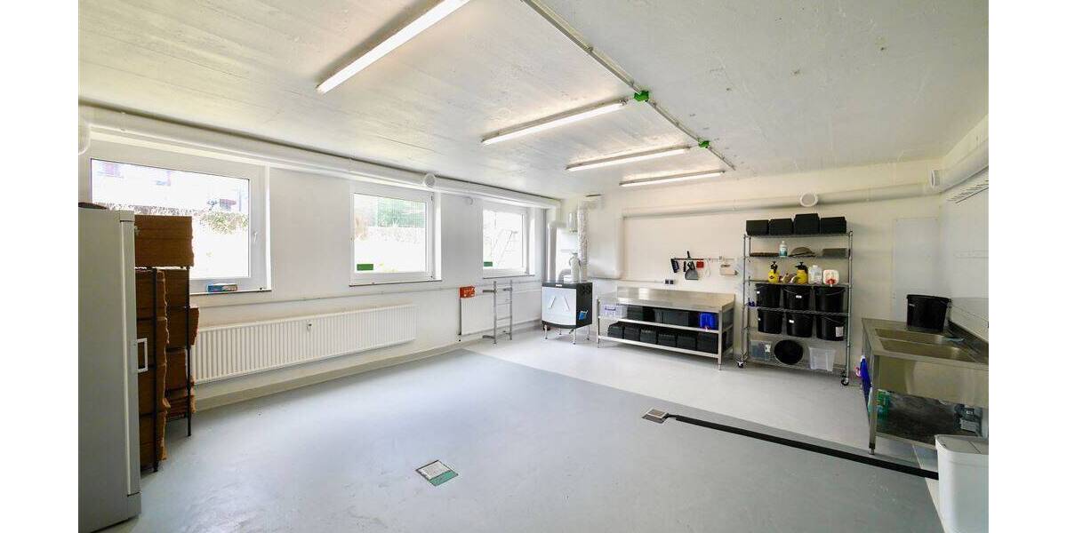 Gewerbeobjekt Cadolzburg - 3 Zimmer, 833&euro; | Angebot:25664508