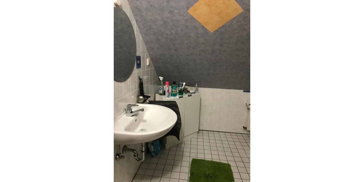 Dachgeschoßwohnung Bergneustadt - 1 Zimmer, 40 m&sup2;, 325&euro; | Angebot:26470928
