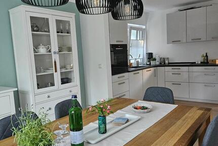 Wohnen auf Zeit Hamburg Wandsbek - 4 Zimmer, 79 m&sup2;, 2.100&euro; | Angebot:18934580