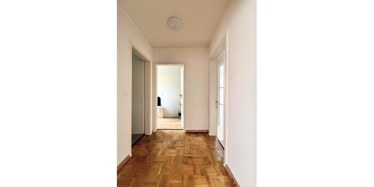 Etagenwohnung Roth - 3 Zimmer, 82 m&sup2;, 935&euro; | Angebot:24802586