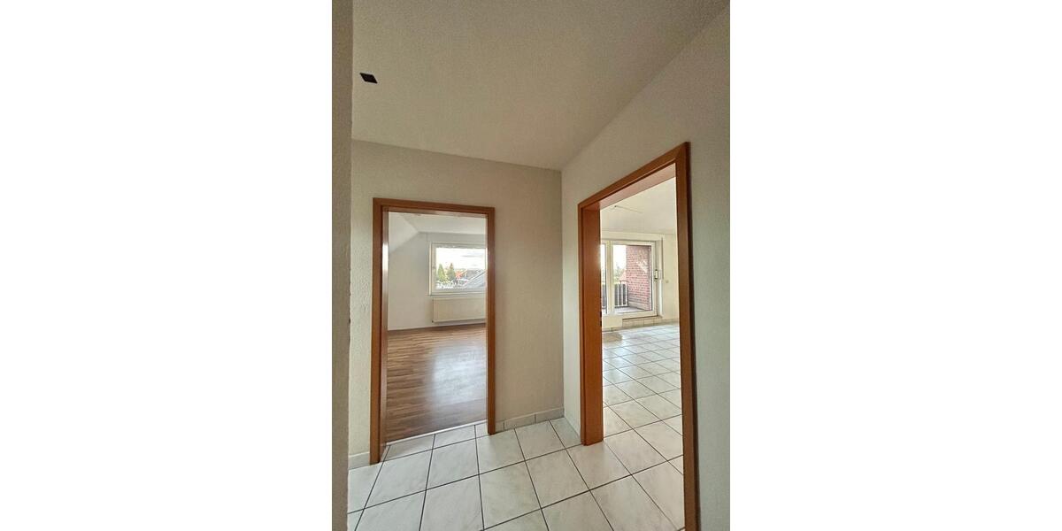 Große 3 Zimmer DG-Wohnung auf zwei Etagen mit Balkon in Haltern am See zu vermieten 3 zimmer