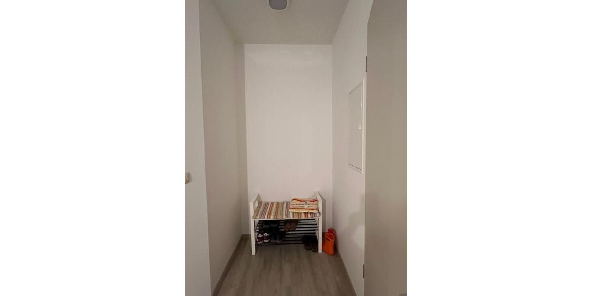 Etagenwohnung Tirschenreuth - 3 Zimmer, 130 m&sup2;, 910&euro; | Angebot:24678589