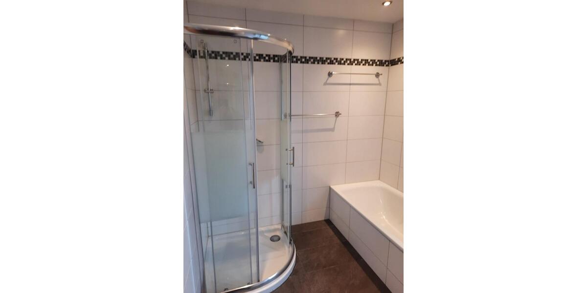 Erdgeschoßwohnung Karlsfeld - 3 Zimmer, 76 m&sup2;, 1.700&euro; | Angebot:26611743