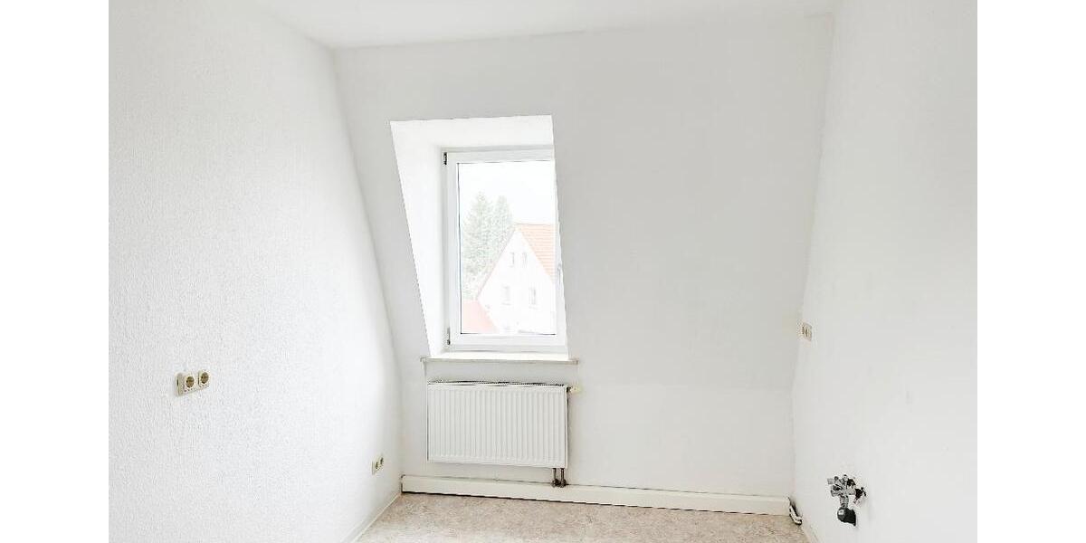 Etagenwohnung Nünchritz - 4 Zimmer, 94 m&sup2;, 625&euro; | Angebot:25979087