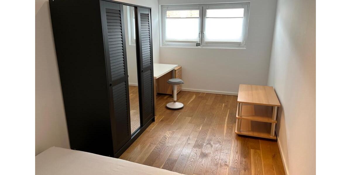 Erdgeschoßwohnung Böblingen - 1.5 Zimmer, 30 m&sup2;, 725&euro; | Angebot:25157279