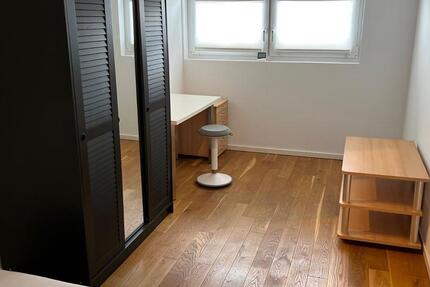 Wohnung Böblingen - 1.5 Zimmer, 30 m&sup2;, 725&euro; | Angebot:25157279