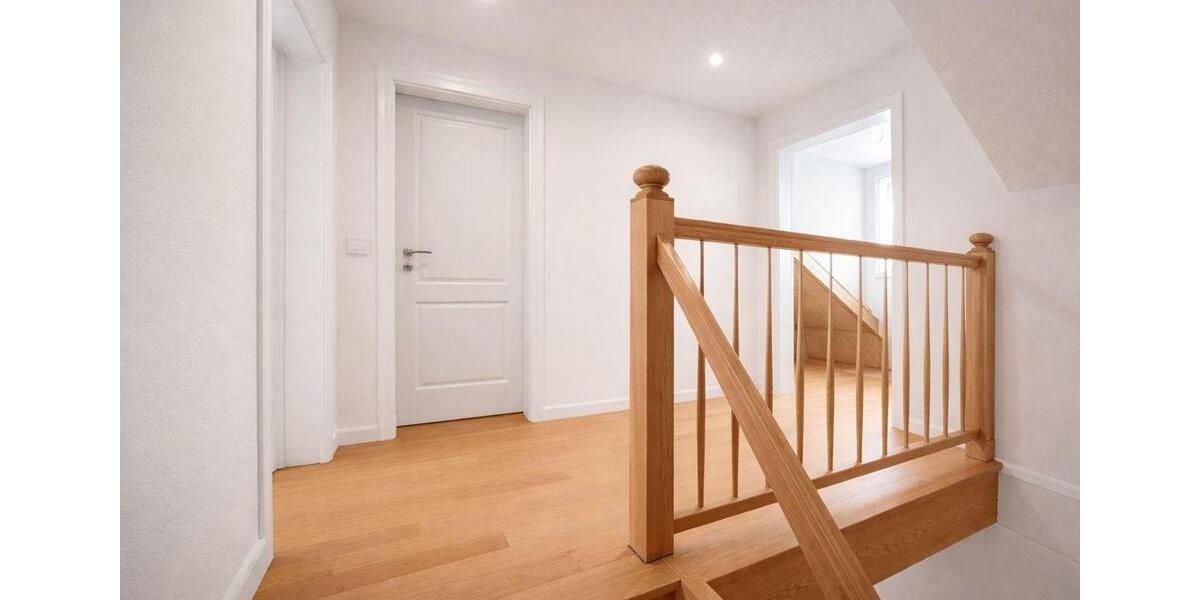 Exklusives Neubau-Reihenmittelhaus – Erstbezug in Kirchseeon vom Eigentümer 6 zimmer