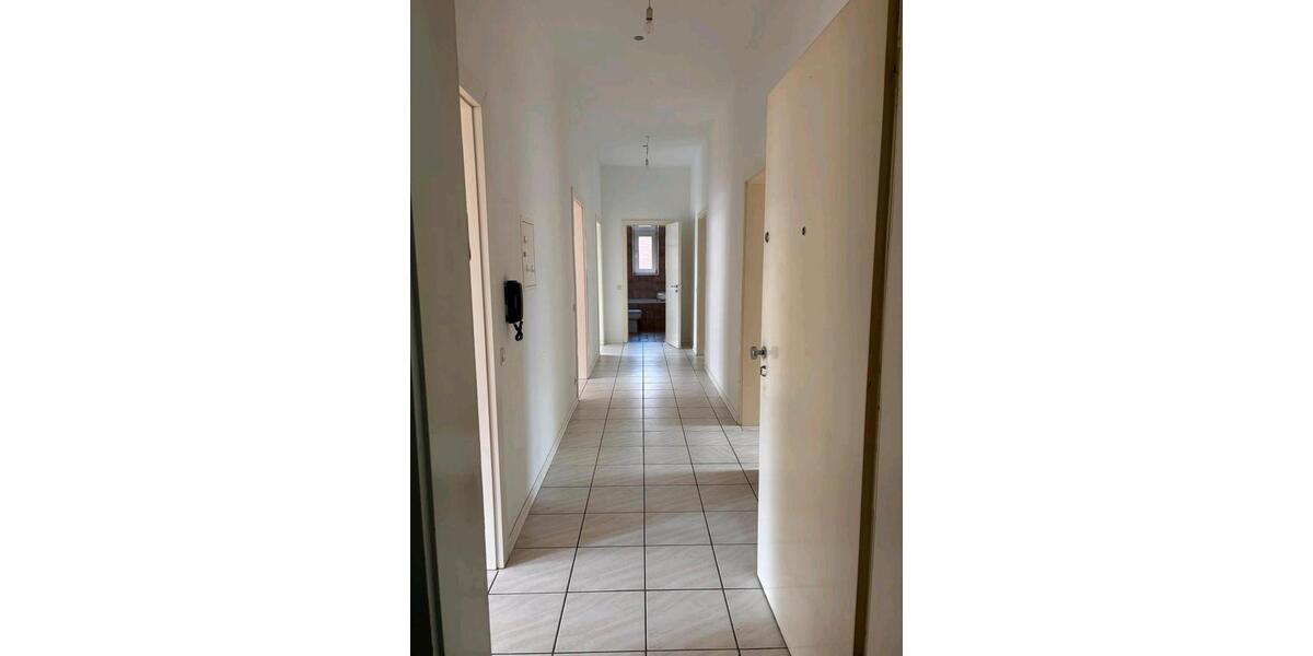 Erdgeschoßwohnung Löhne - 4 Zimmer, 108 m&sup2;, 1.000&euro; | Angebot:26620035